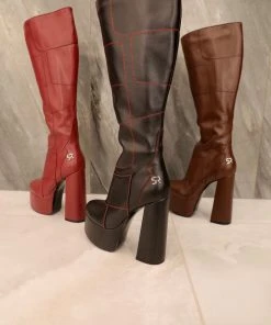 SHOP SO REAL Fashion Doll