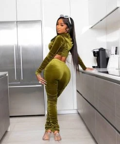 GSUWOO Sets Supreme Velour