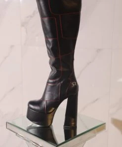 SHOP SO REAL Fashion Doll