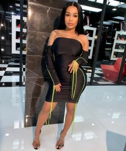 SHOP SO REAL Dresses Scrunchie Dress