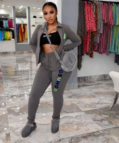 SHOP SO REAL Sets Strikers Set