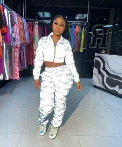 SHOP SO REAL Sets Trippy Camo Set